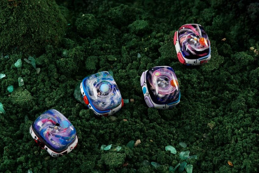 cosmos astronaut odyssey custom keycaps 20