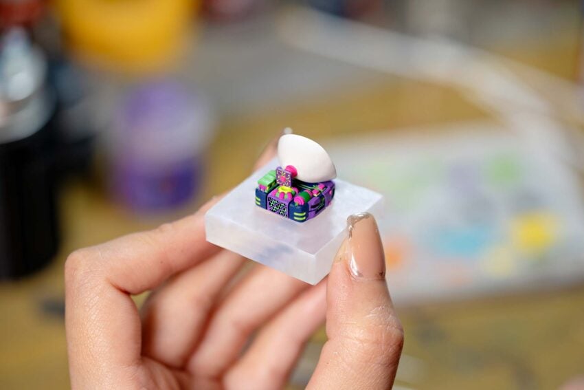 retrotv series 3 custom keycaps 056