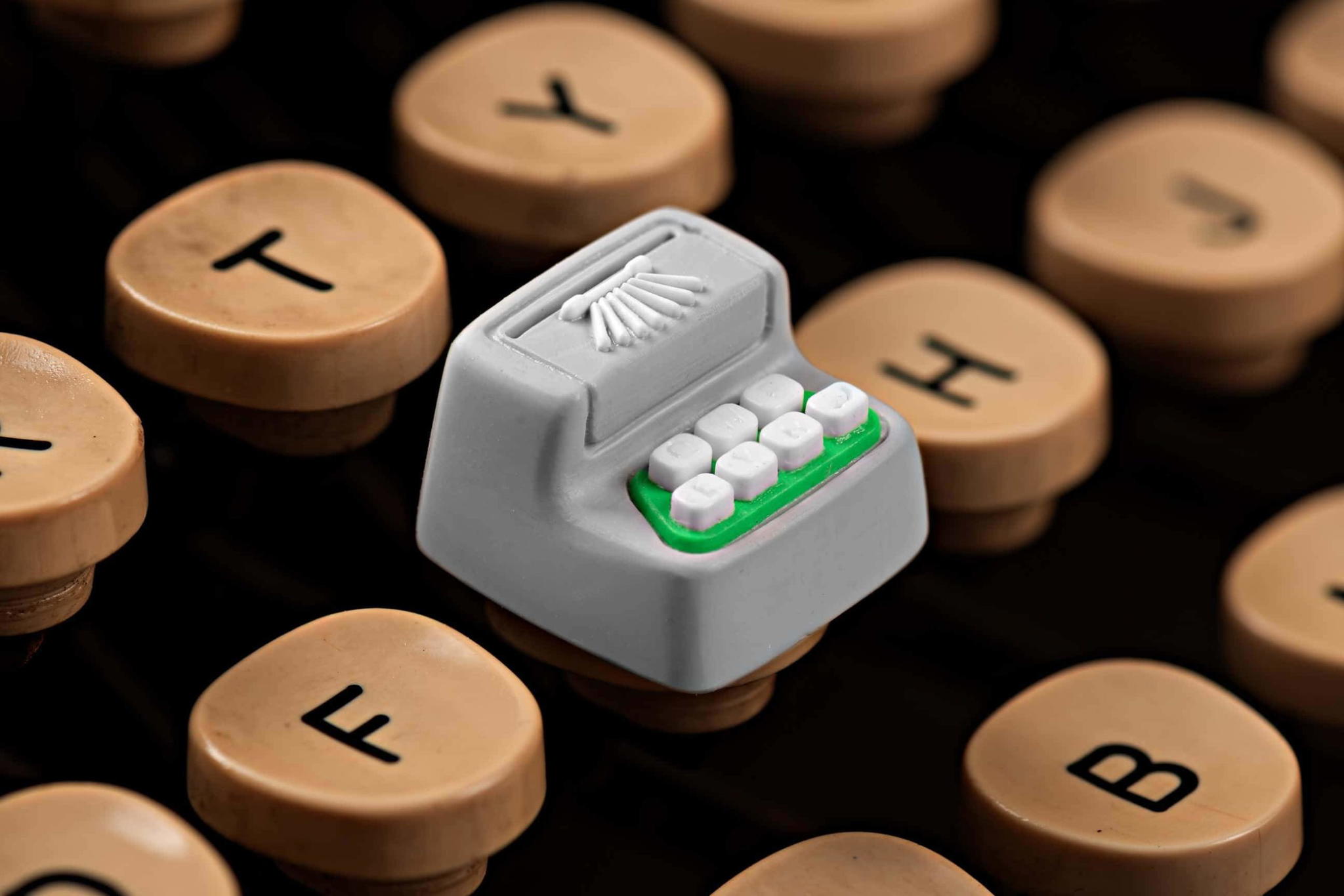 The Type Writer artisan keycap - Image 6