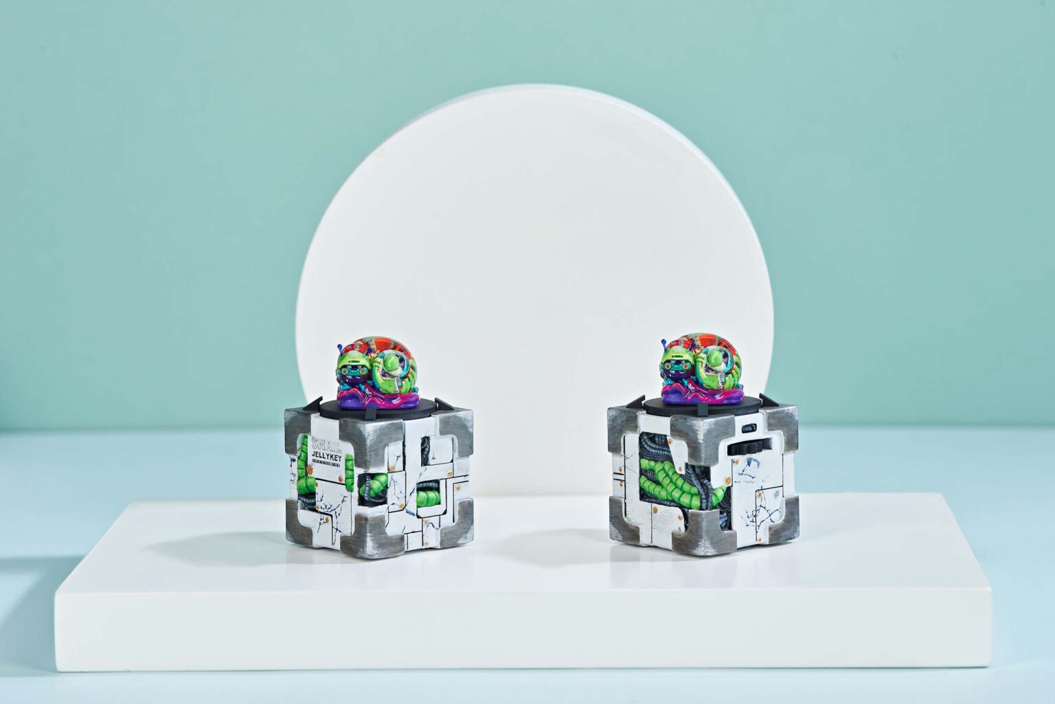 cyborg snail custom keycaps 031