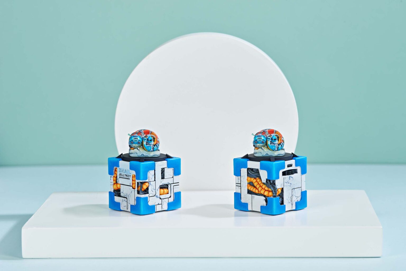 cyborg snail custom keycaps 033