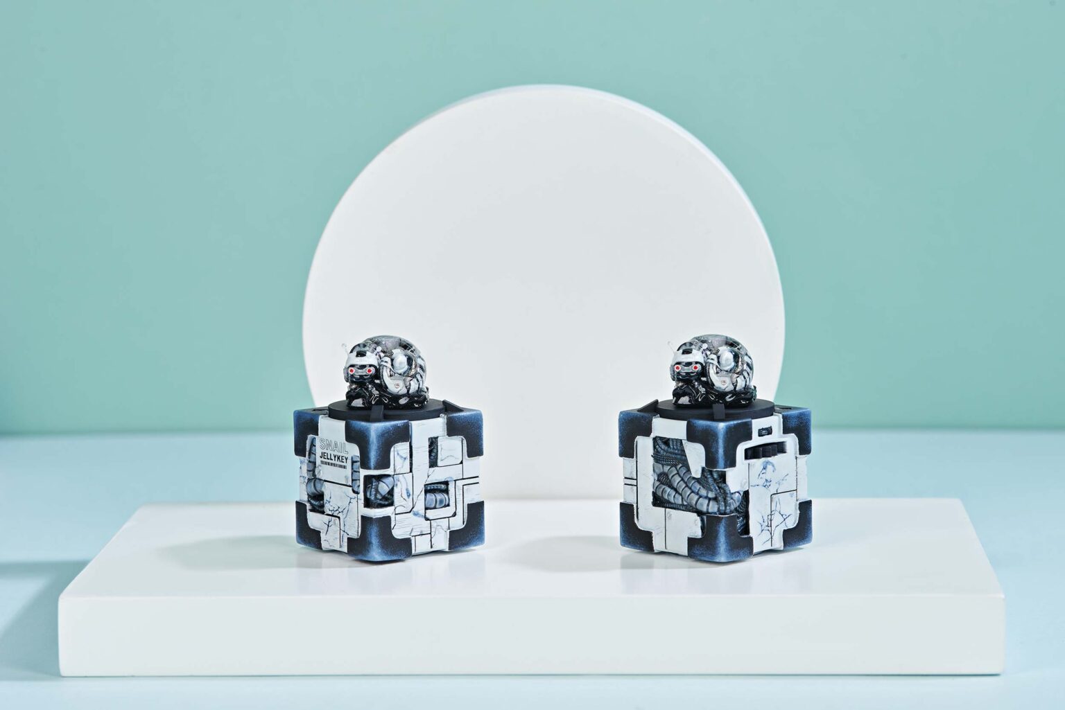 cyborg snail custom keycaps 035