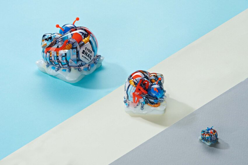 cyborg snail custom keycaps 055